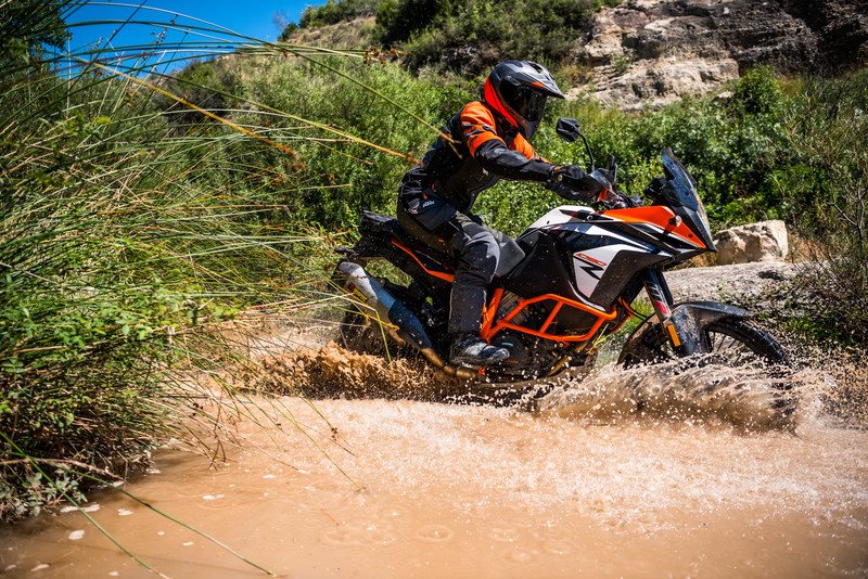 2019 KTM 1090 ADV R_2