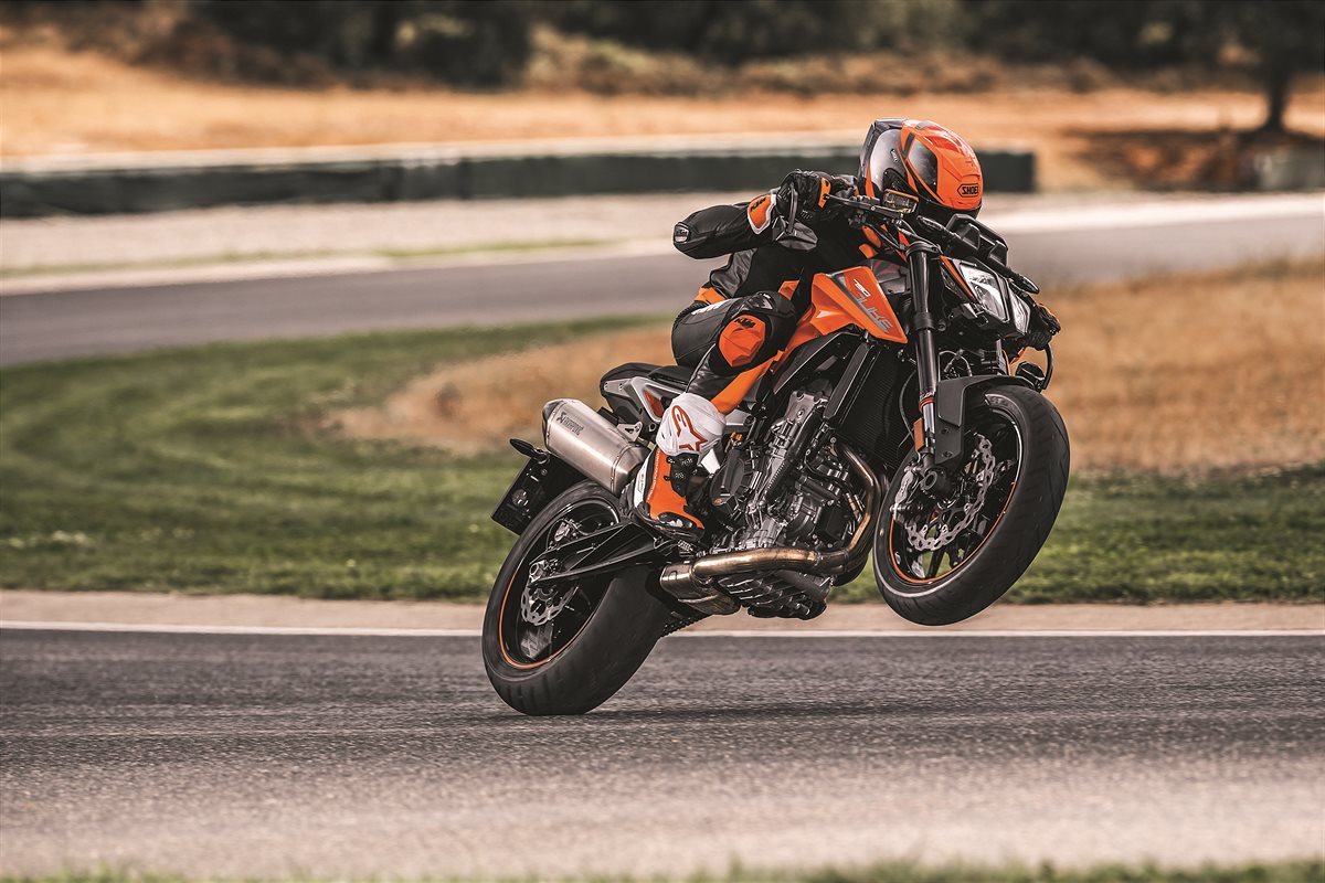KTM 790 DUKE_Action 10