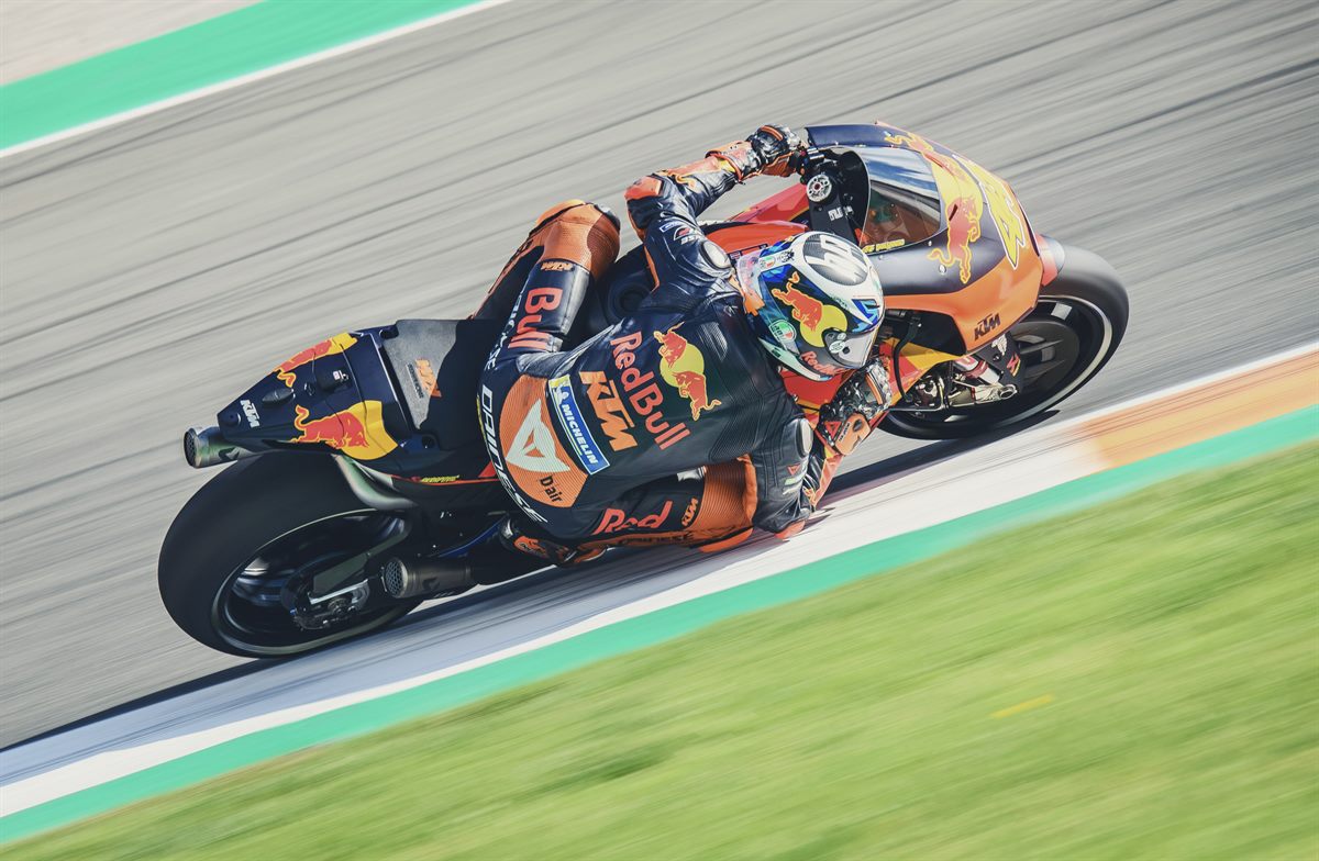 Pol Espargaro KTM RC16 MotoGP Valencia test