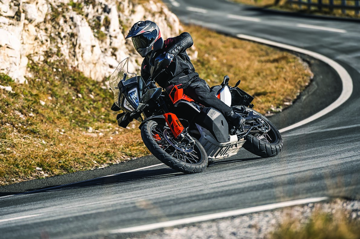 KTM 790 ADVENTURE in Action