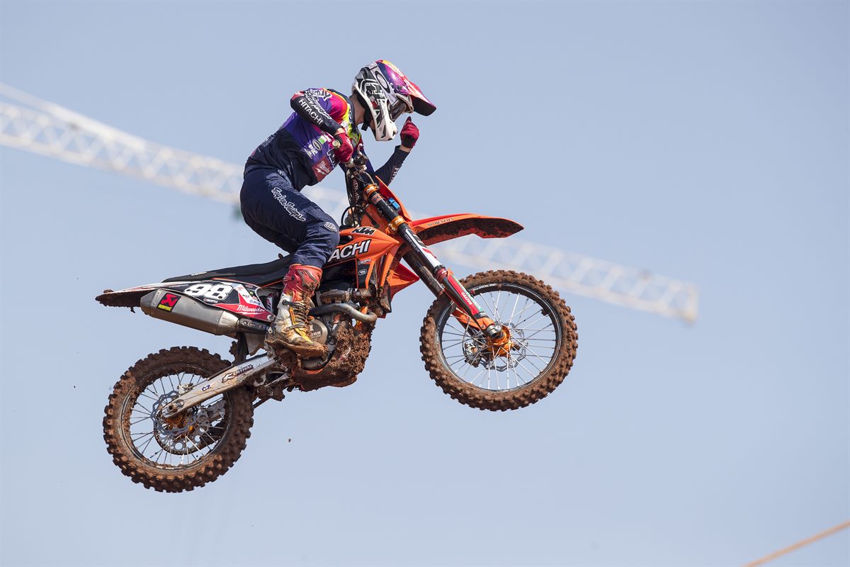 Vaessen_MXGP_2019_R12_RA_1065