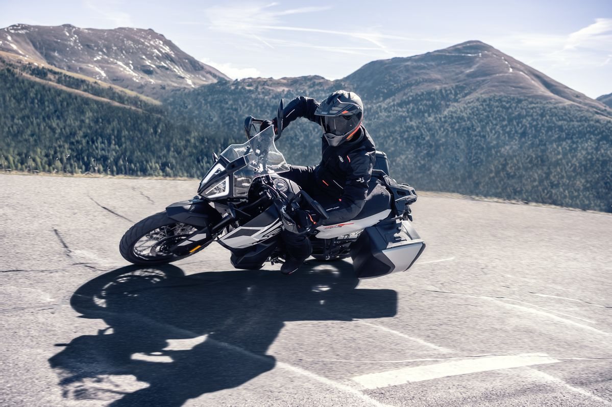 256852_LFA2272 wotr  B flat790 Adventure 2019