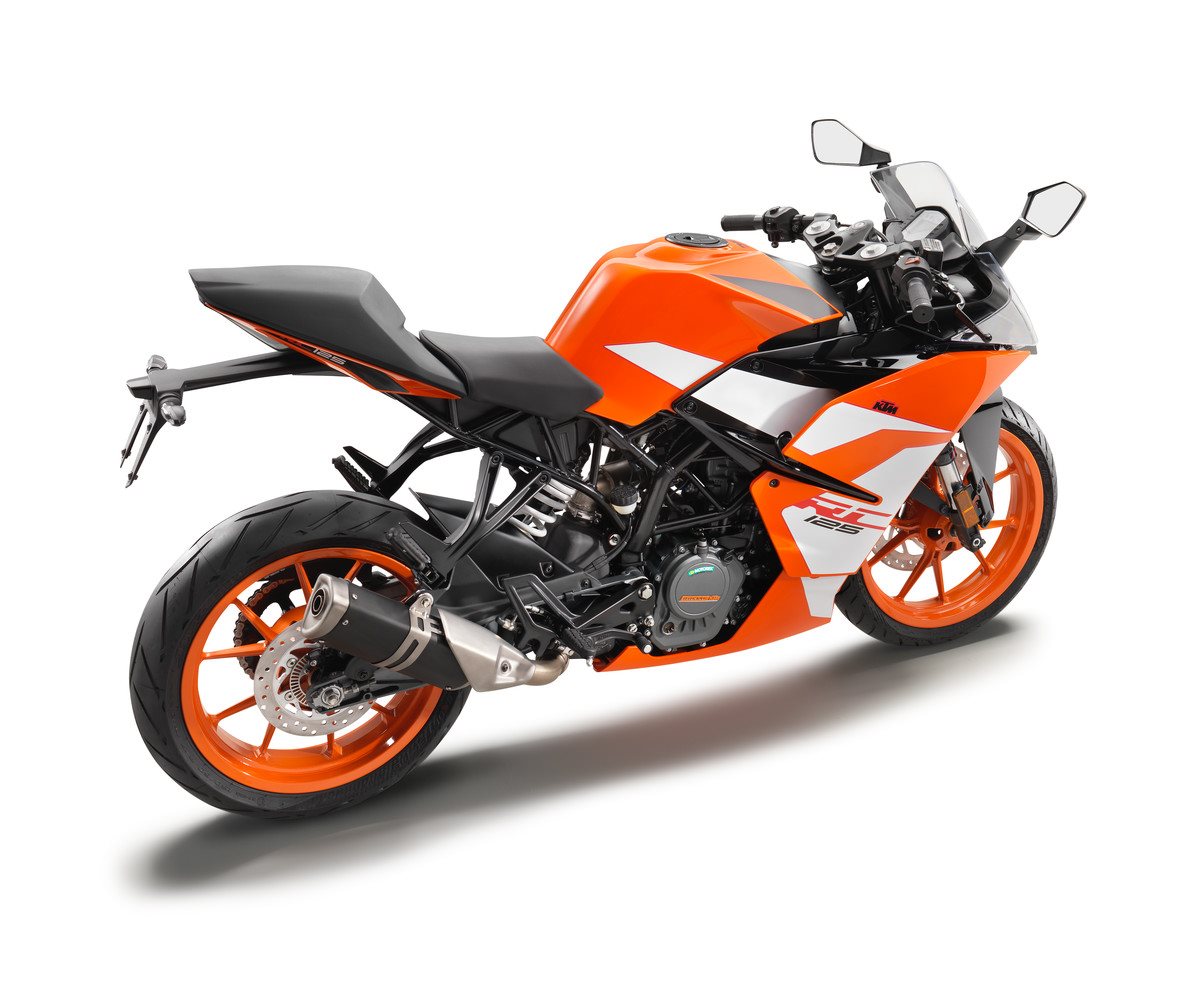 170640_KTM RC 125 rear right MY 2017