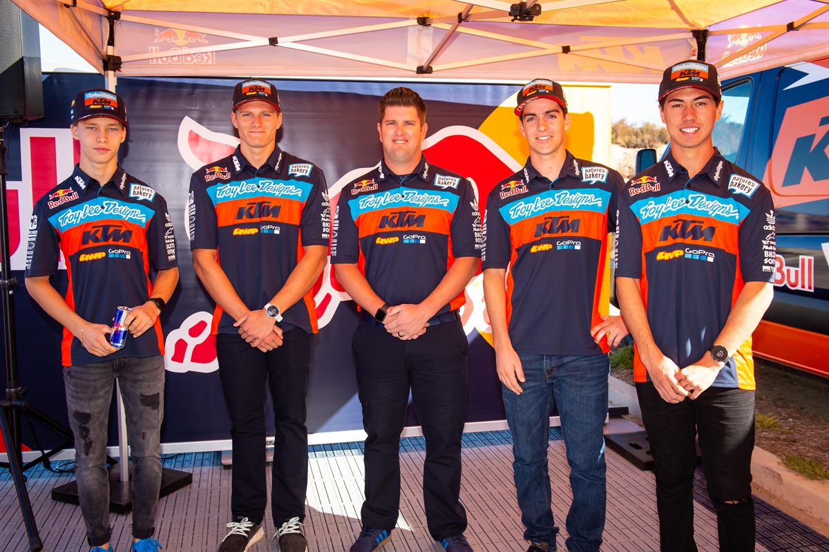 TROY LEE DESIGNSRED BULL KTM FACTORY RACING TEAM