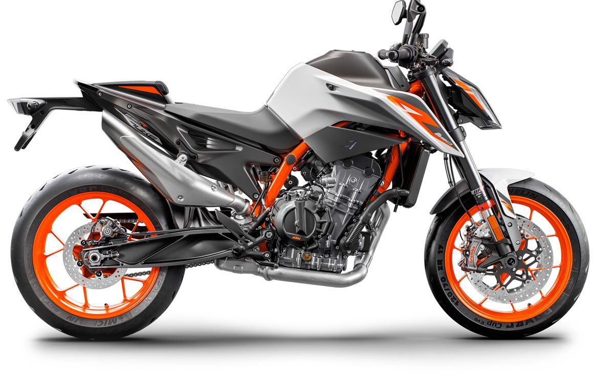 08 KTM 890 DUKE R MY20 - right
