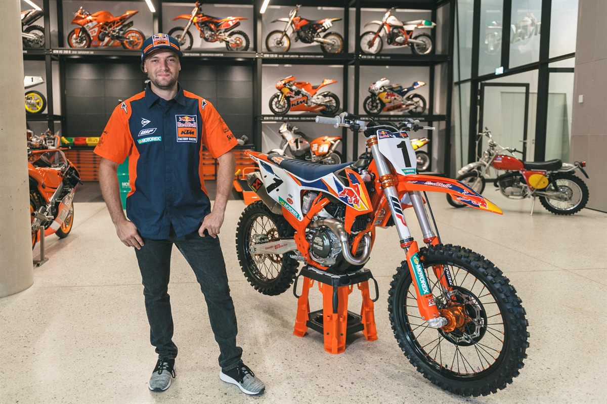 2020 KTM 450 SX-F FACTORY EDITION - C.WEBB (1)