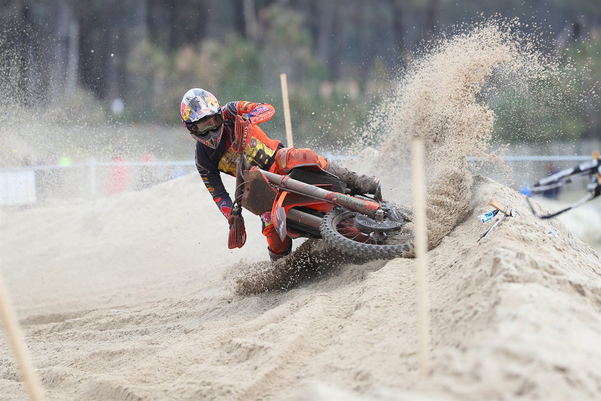 Camille Chapeliere - Red Bull KTM Factory Racing - Grayan-et-L’Hopital 2020