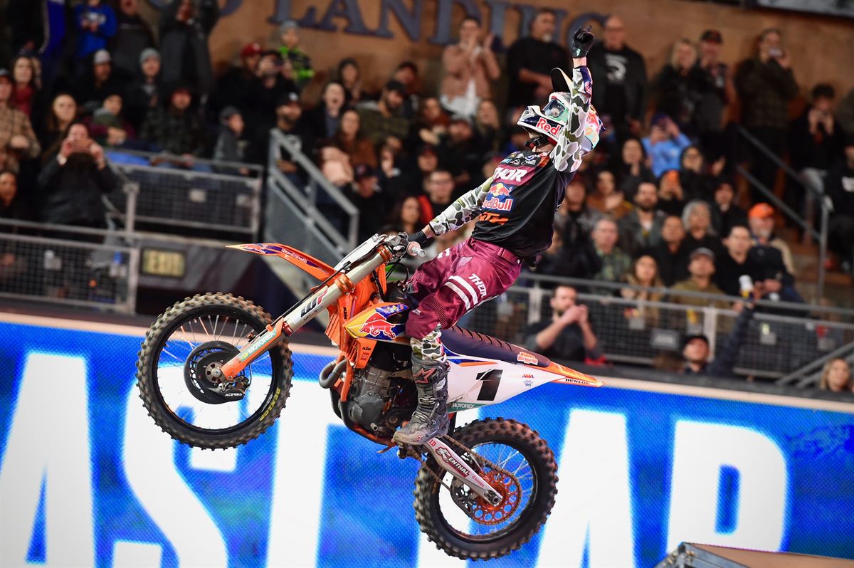 COOPER WEBB VICTORY