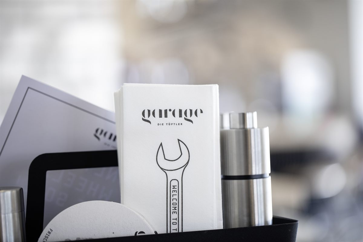 Orange E-Experience Package