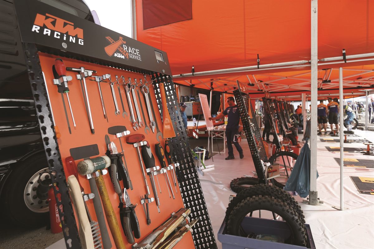 KTM-Rental-&-Service-Packages-ISDE 2020