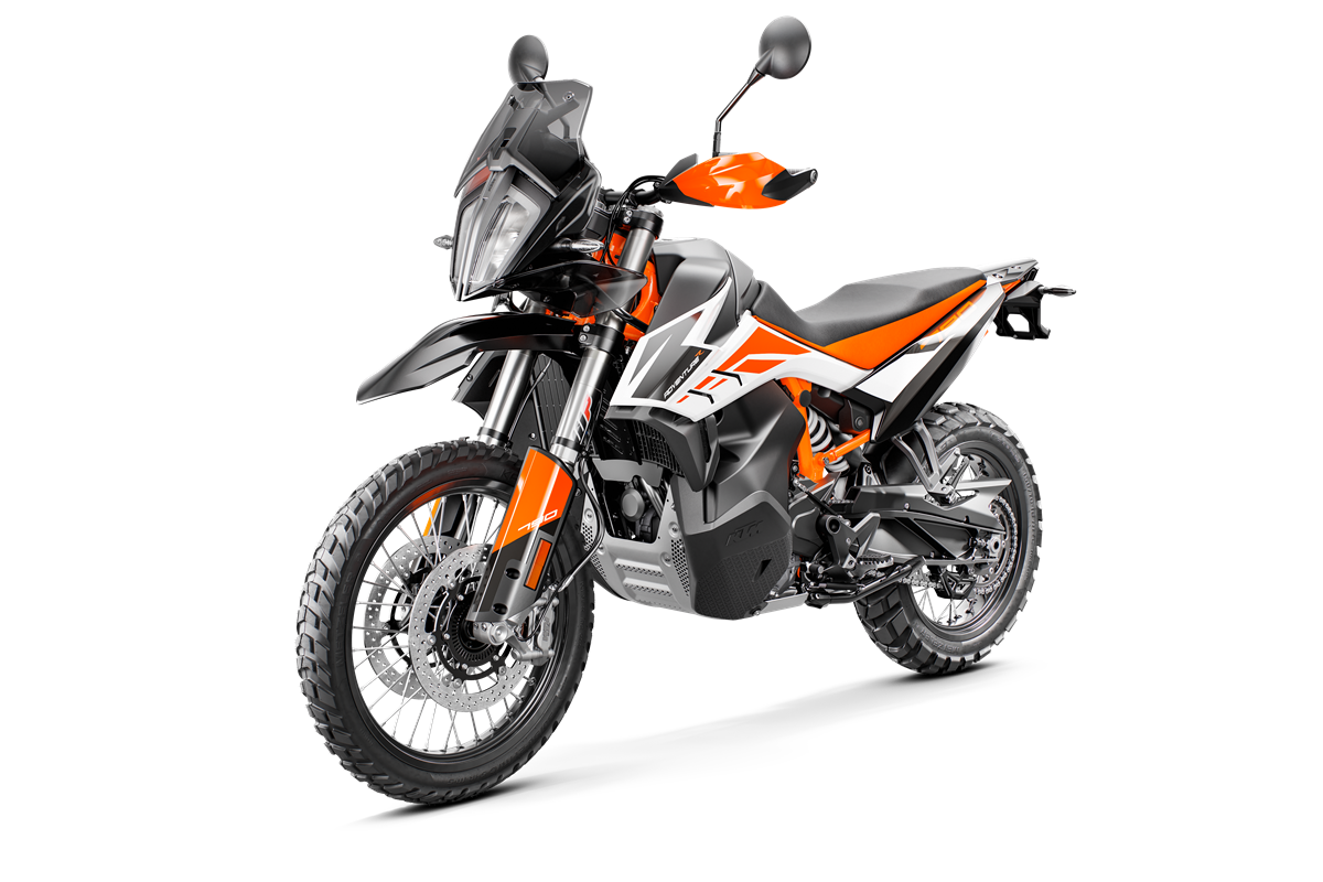 261023_790 ADV R MY19 Front-Left