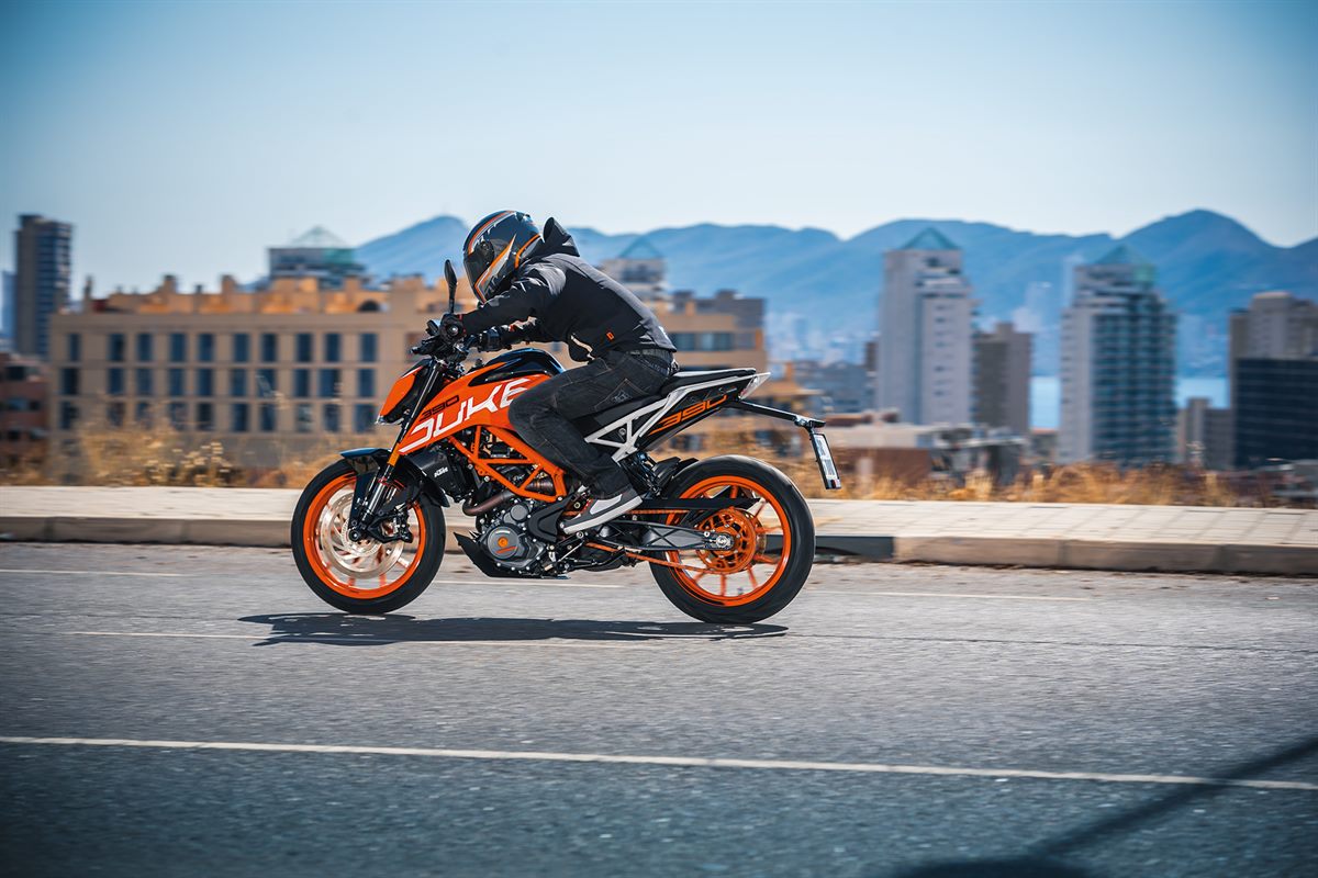KTM 390 Duke