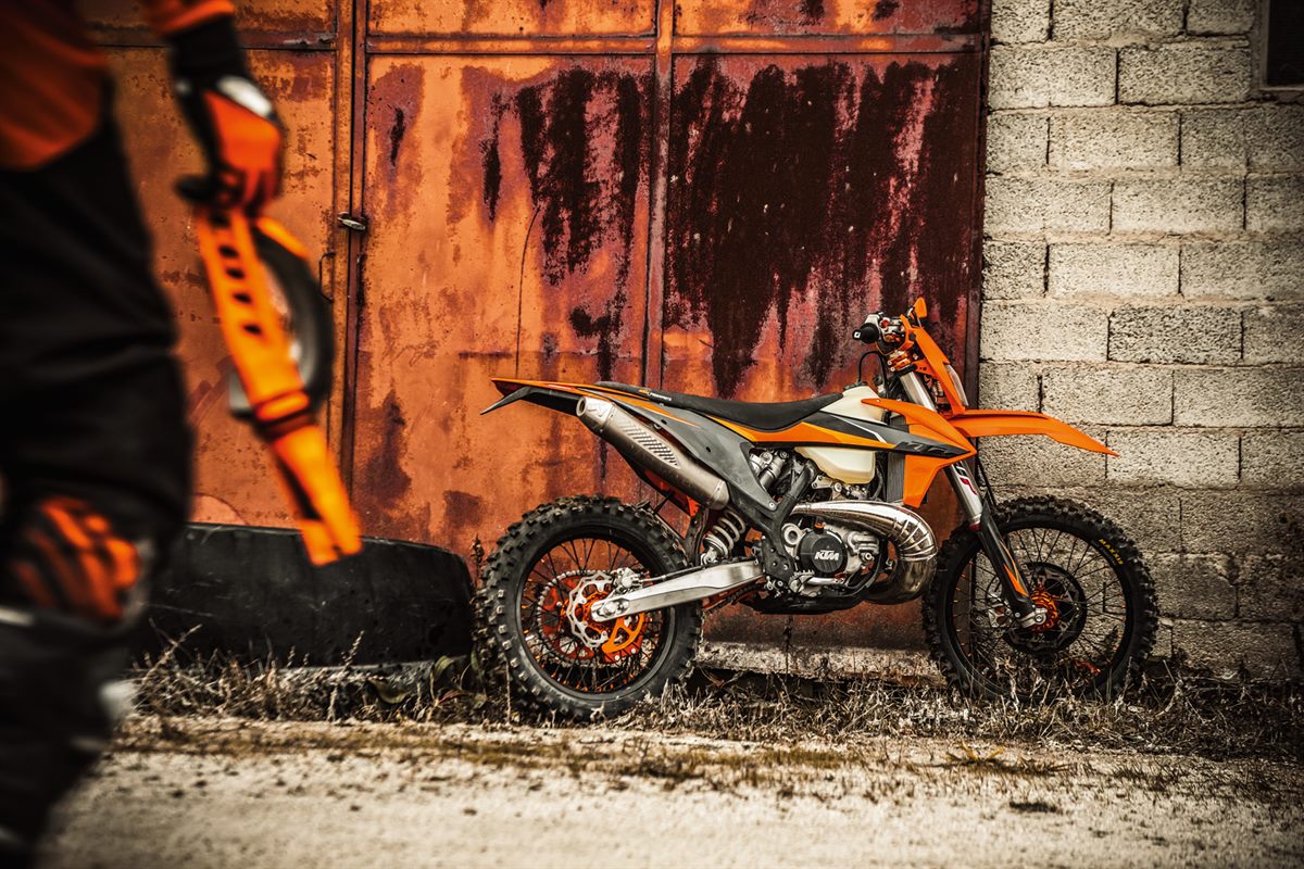KTM 300 EXC TPI MY21_Action
