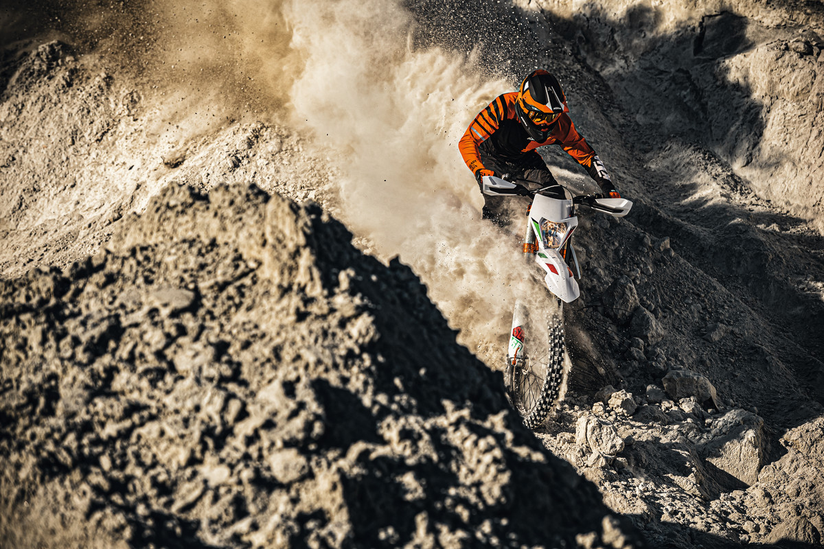 341398_KTM EXC SIX DAYS 2021
