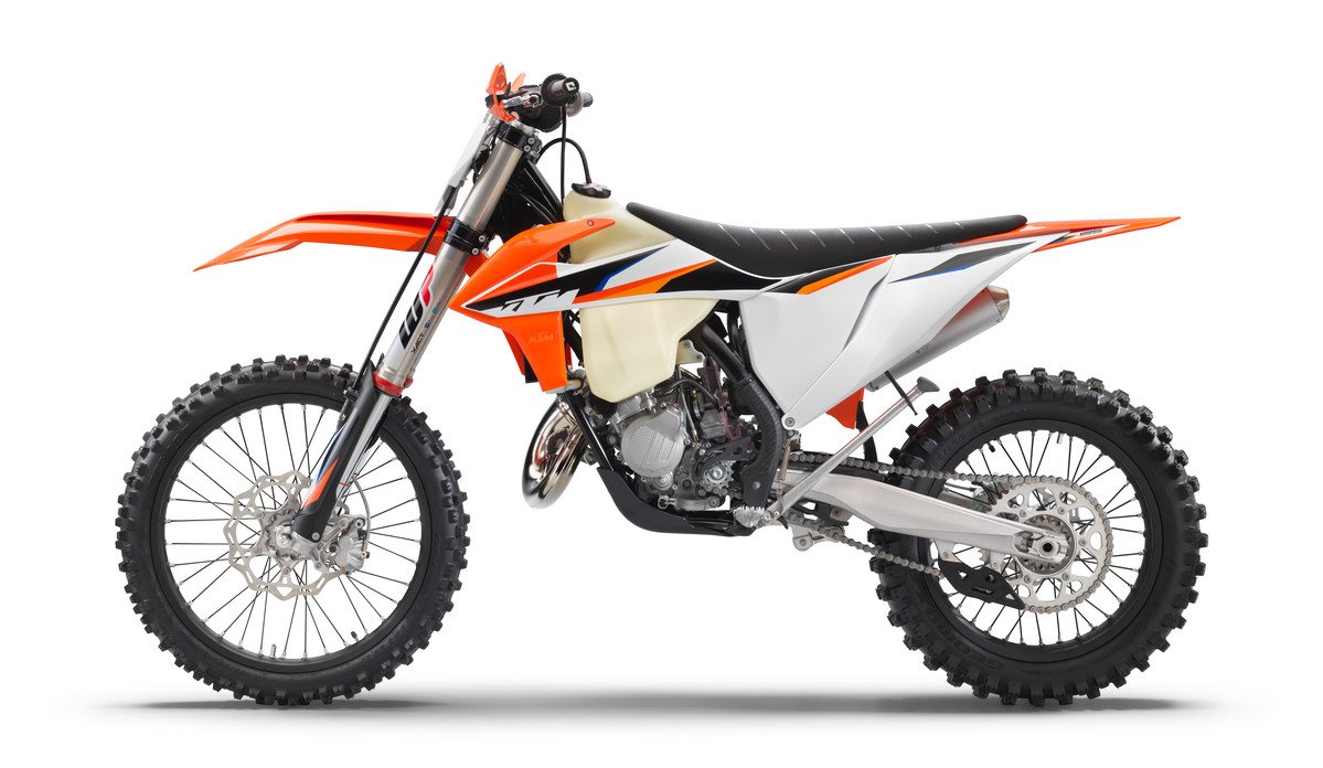 2021 KTM 125 XC_01
