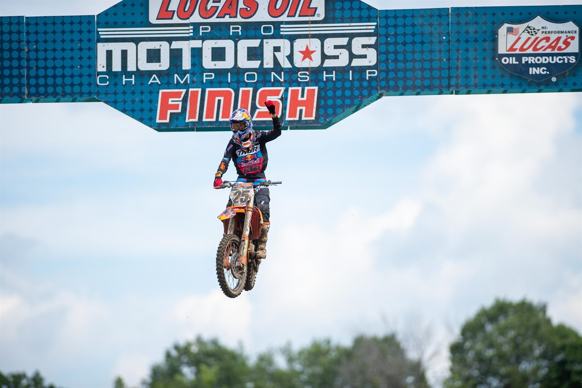 356376_Marvin Musquin KTM 450 SX-F Ironman MX 2020-017