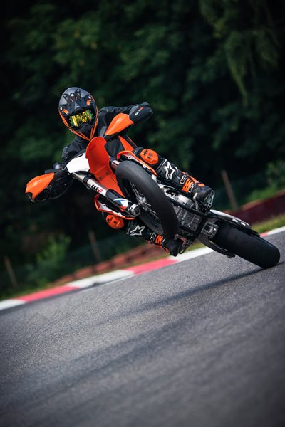KTM 450 SMR 2021 Action