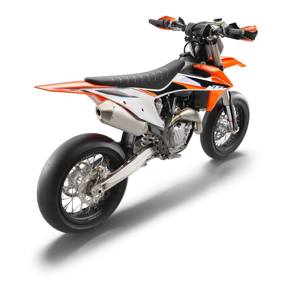 KTM 450 SMR 2021 studio3