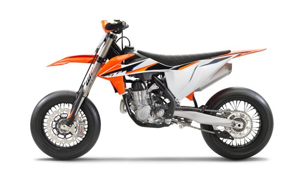 KTM 450 SMR 2021 studio4