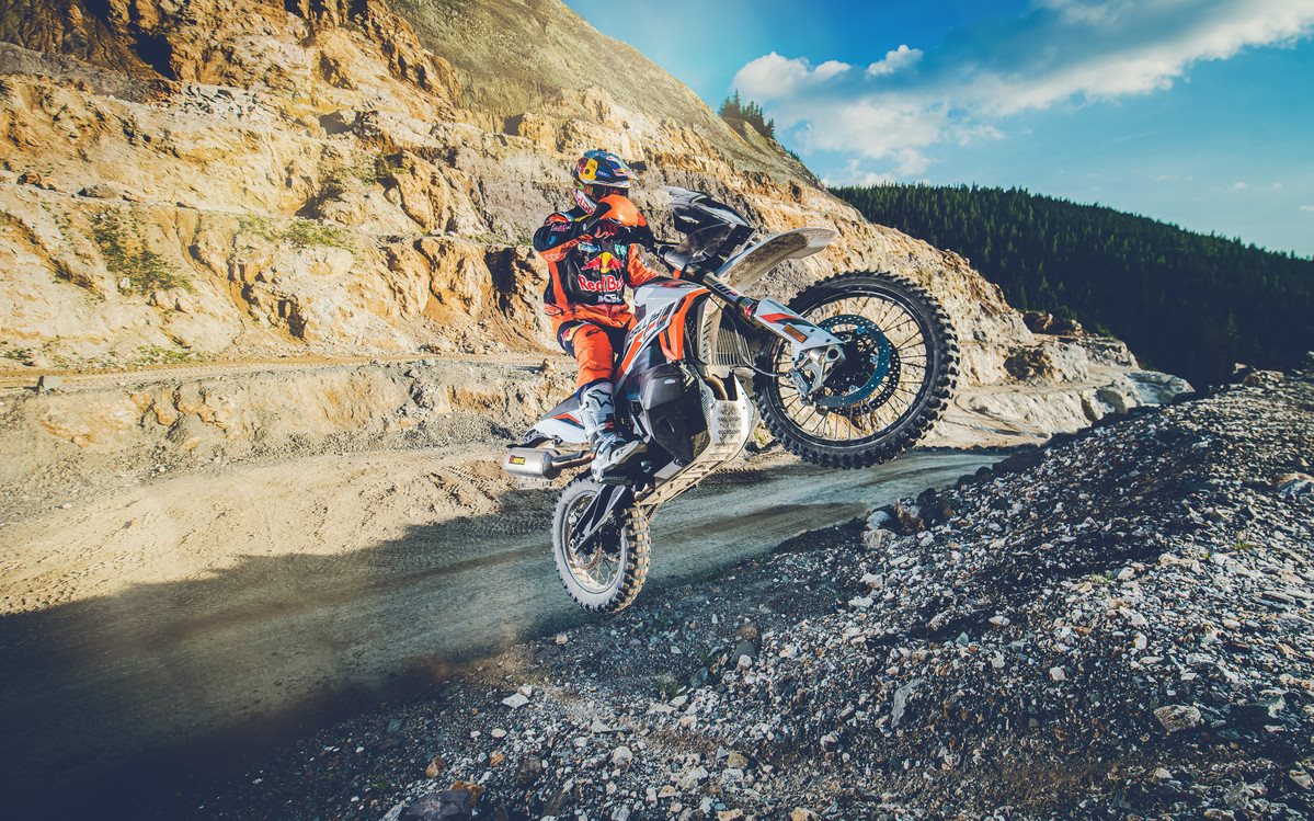 361002_MY21 KTM 890 ADVENTURE R RALLY_ Action_ Toby Price