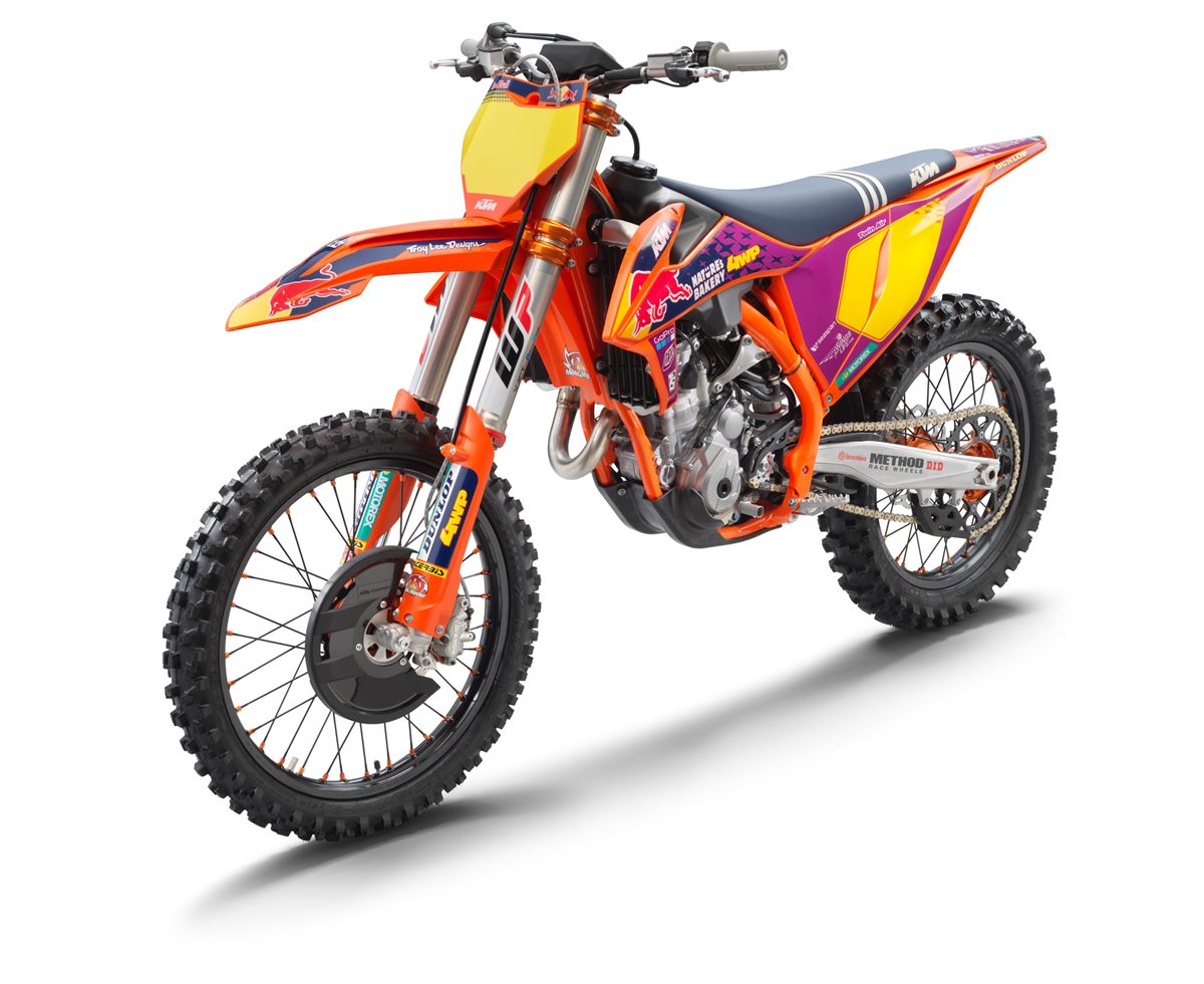 KTM 250 SX-F TLD Studio front left