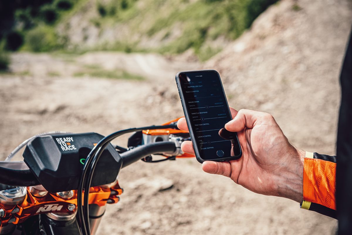 myKTM App connectivity unit