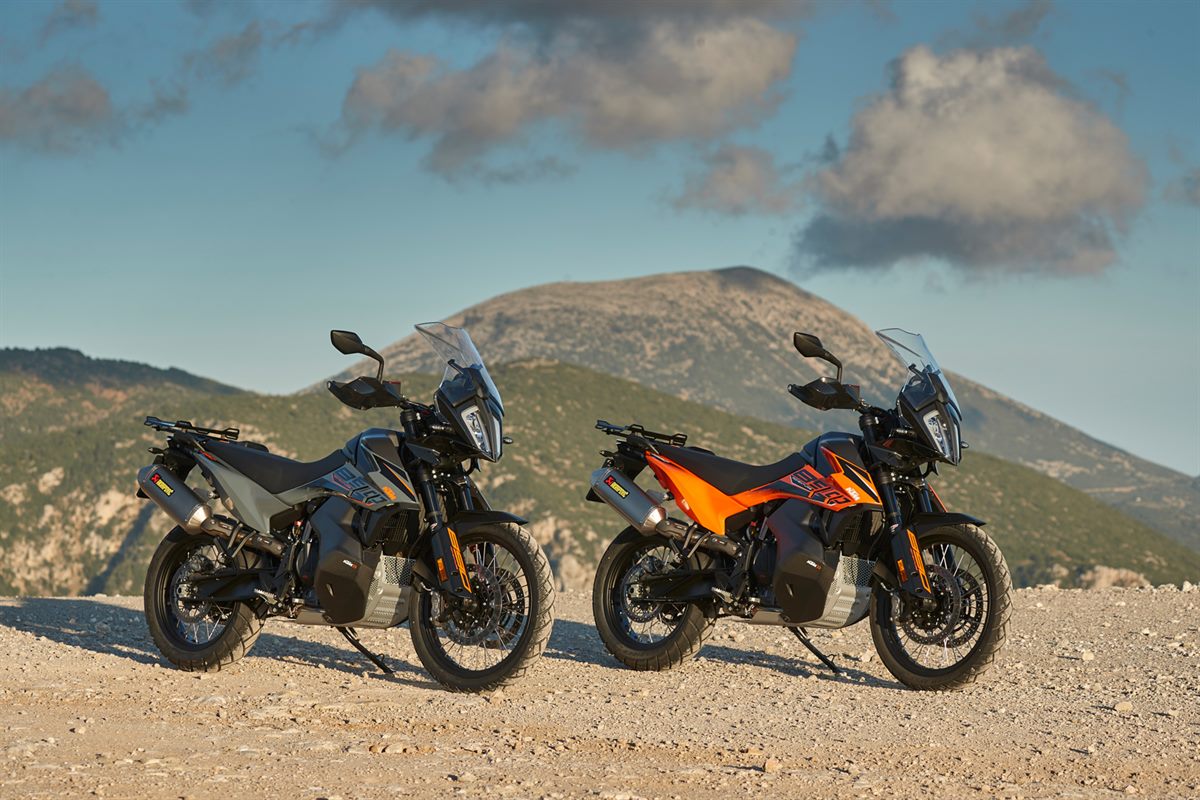 MY21 KTM 890 ADVENTURE models static