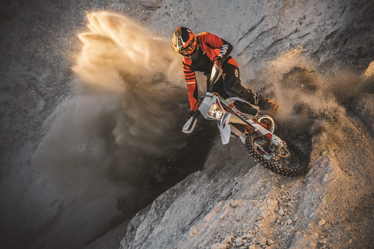 336490_KTM 250 EXC TPI SIX DAYS 2021