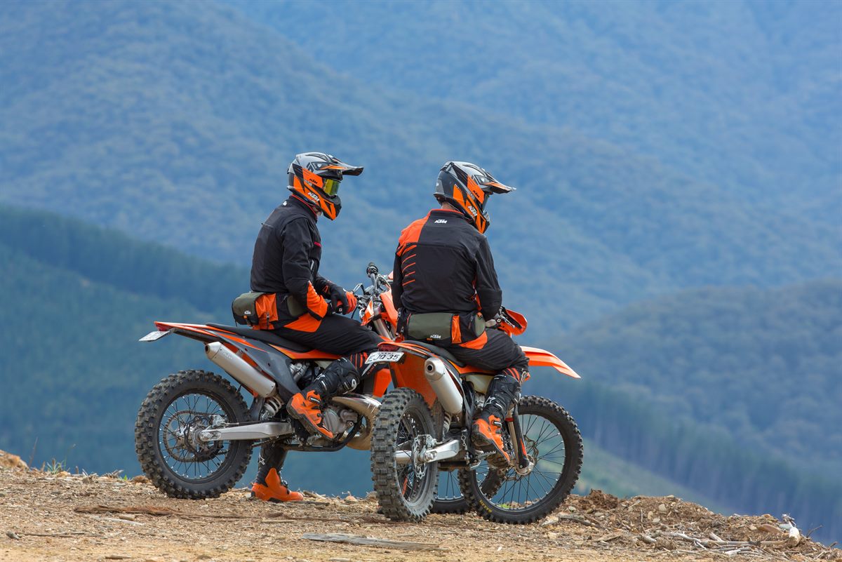 2020-KTM-Christmas-Specials