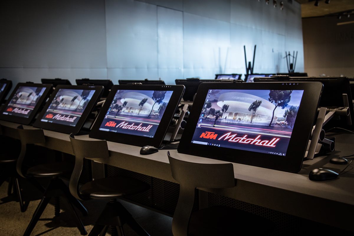 Motorrad der Zukunft - Eine Kooperation der KTM Motohall und der Initiative eEducation Austria