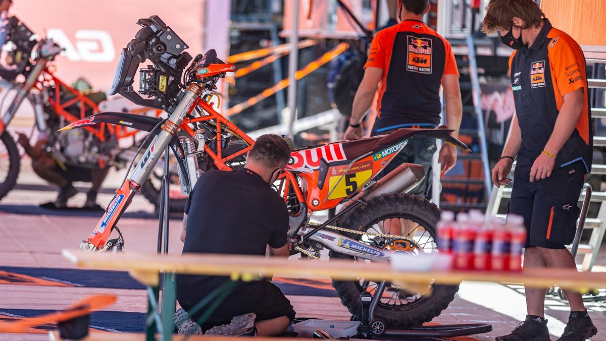 Sam Sunderland - Red Bull KTM Factory Racing - 2021 Dakar Rally