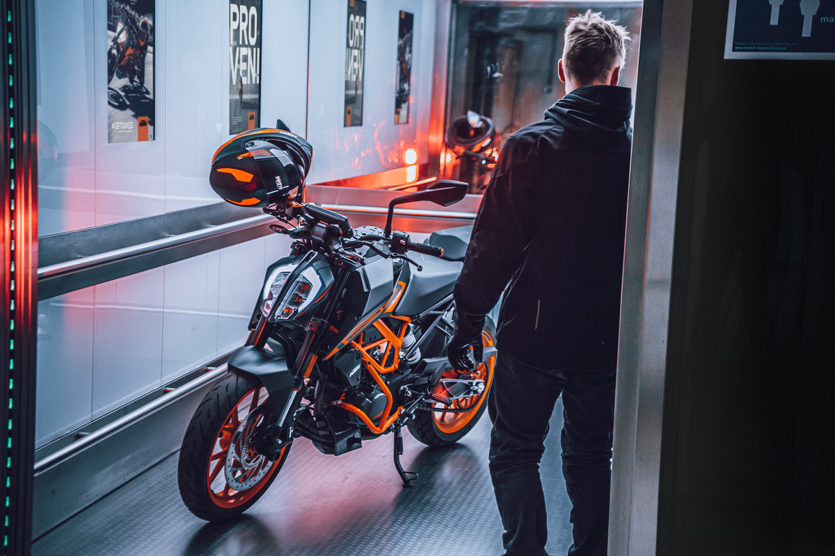 KTM 125 DUKE - Static