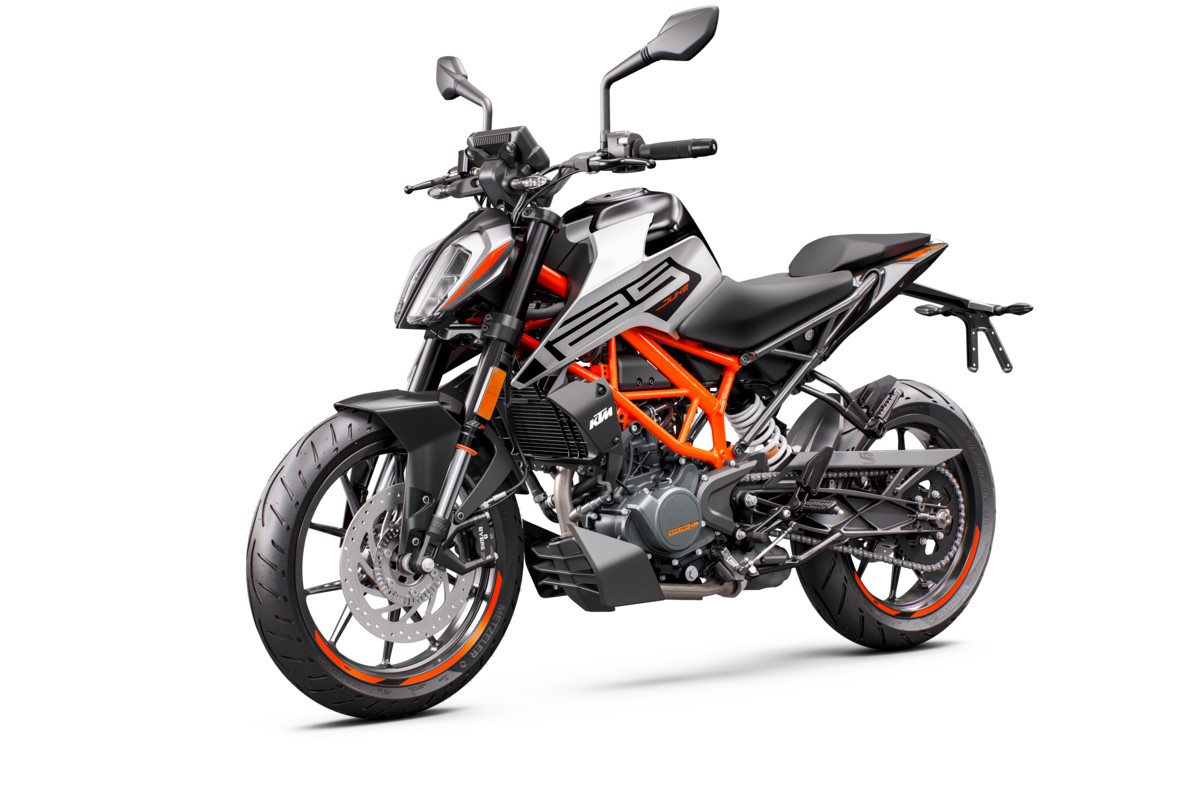 KTM 125 DUKE - front left grey