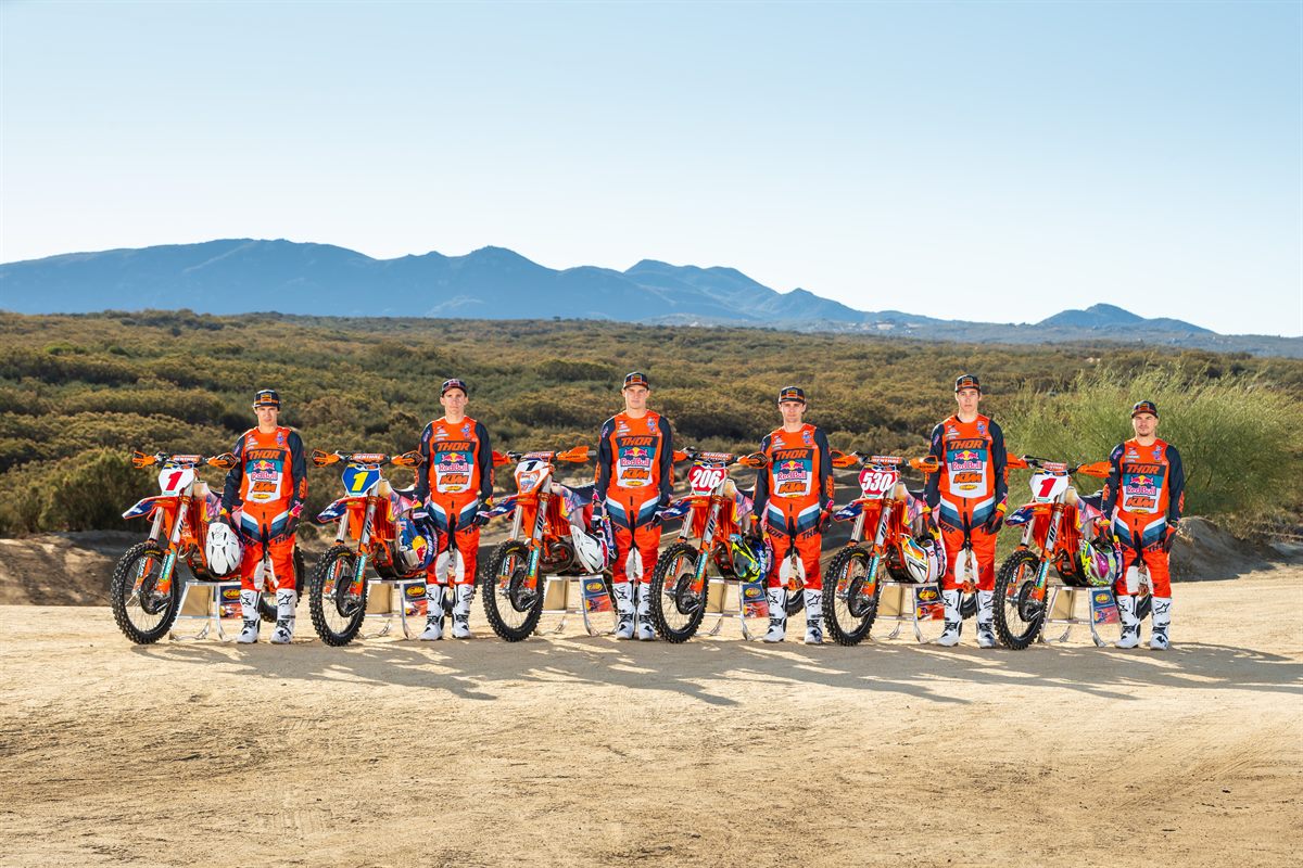 FMF KTM FACTORY RACING TEAM