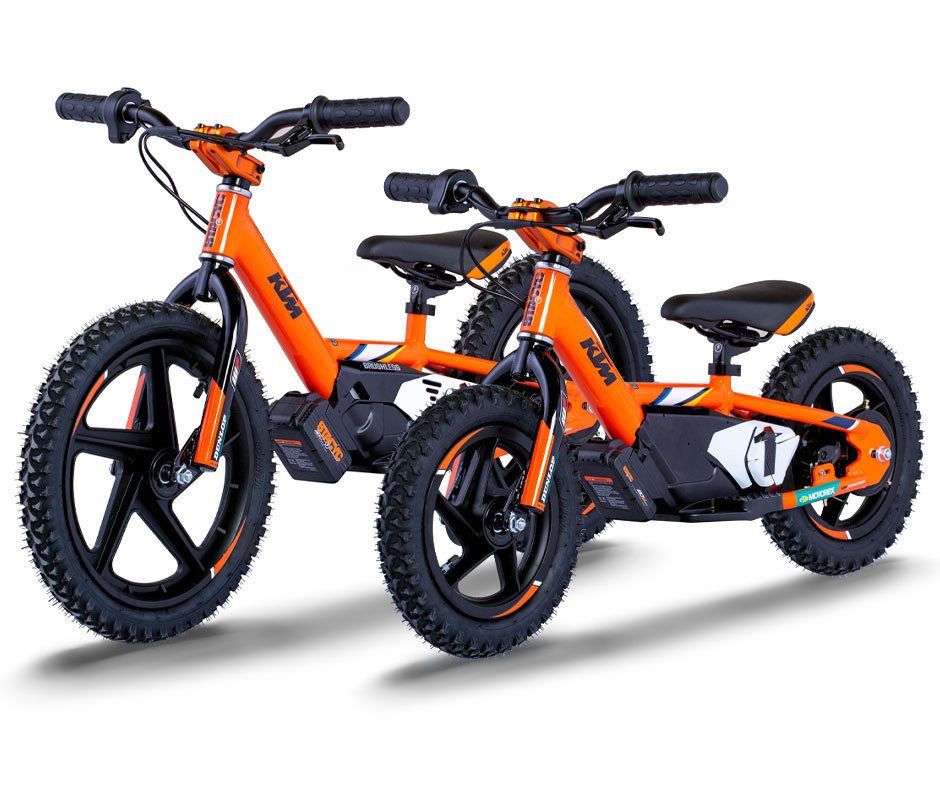 STACYC KTM Factory Replica 16eDRIVE & 12eDRIVE - Studio