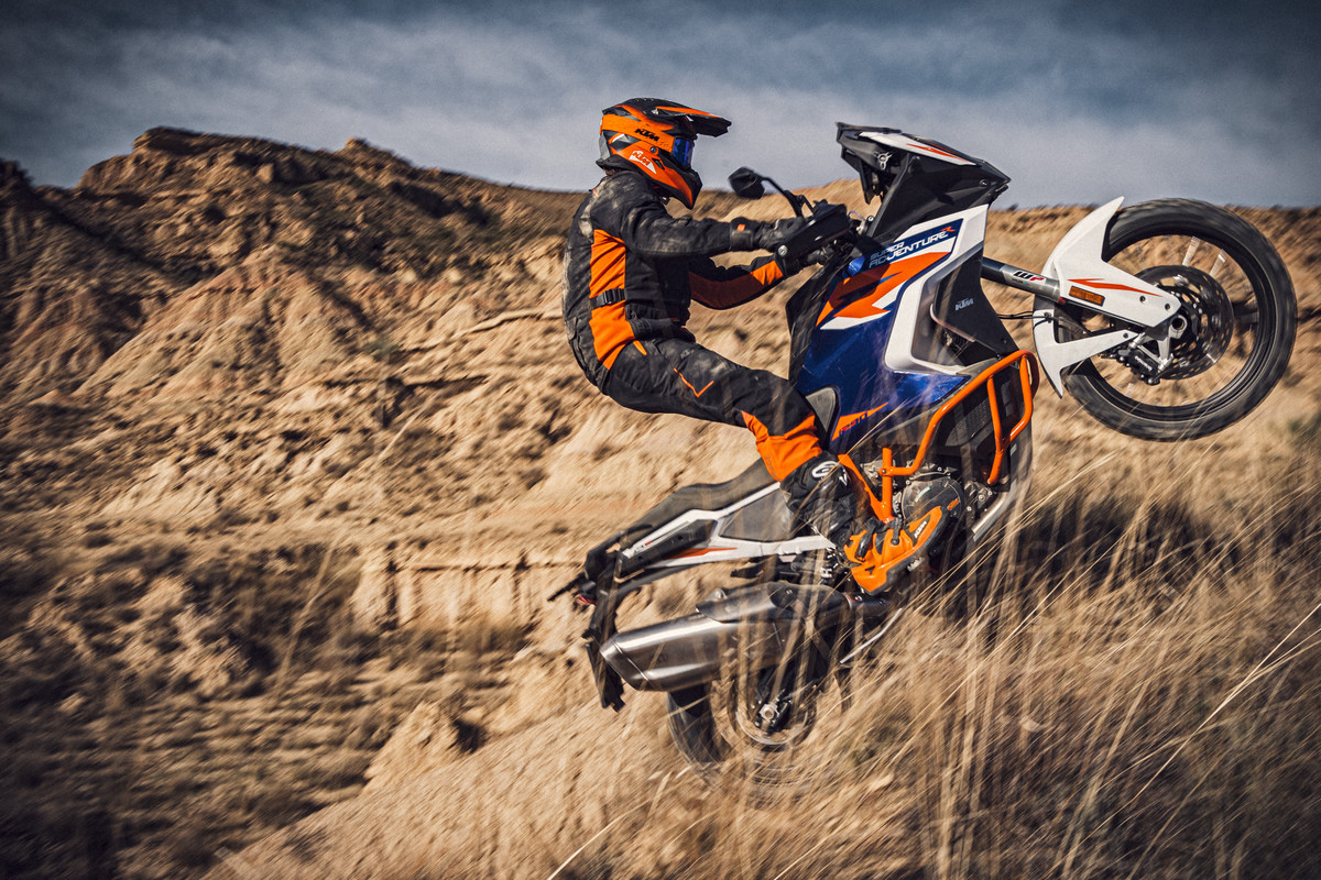 KTM 1290 SUPER ADVENTURE R_action