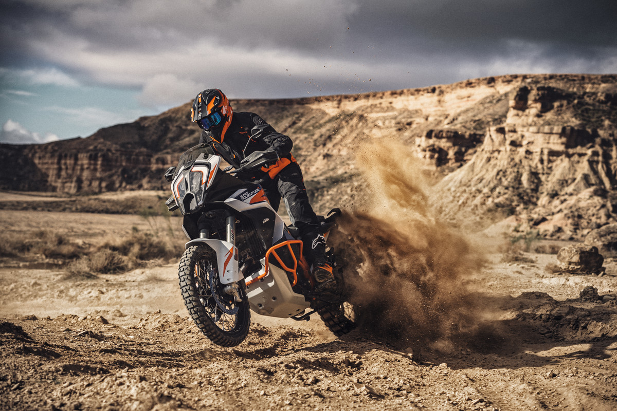 KTM 1290 SUPER ADVENTURE R_action