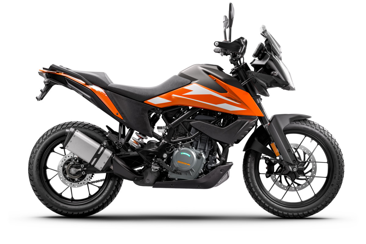 317229_250 ADVENTURE 2020