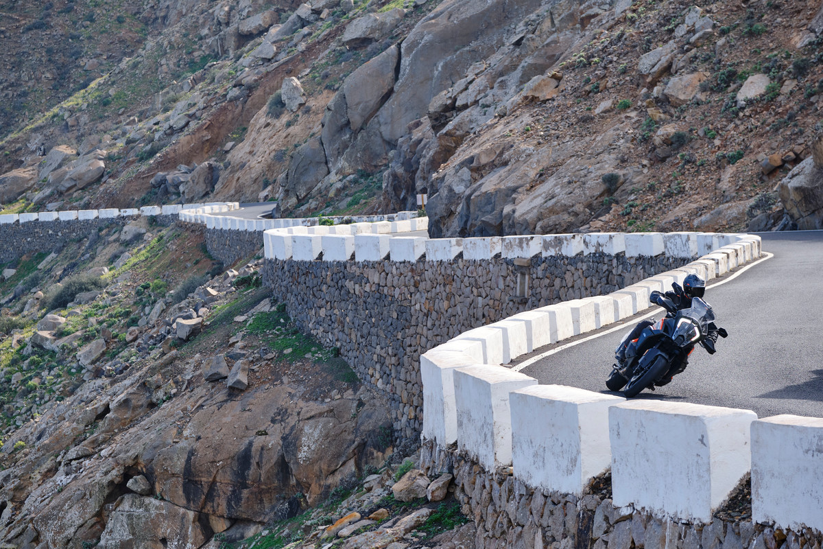 KTM 1290 SUPER ADVENTURE S 2021