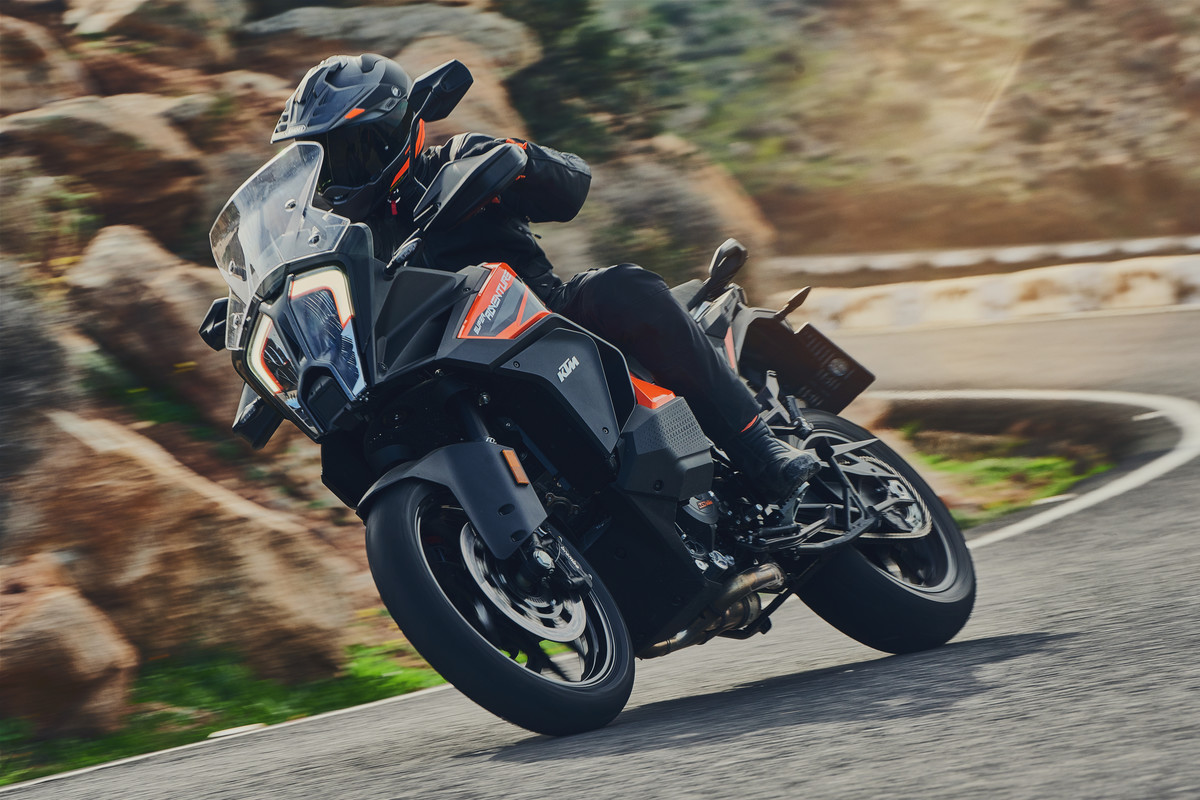 THE WORLD ADVENTURE WEEK - KTM 1290 SUPER ADVENTURE S