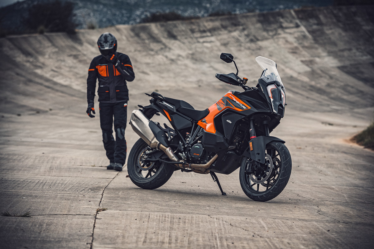 THE WORLD ADVENTURE WEEK - KTM 1290 SUPER ADVENTURE S