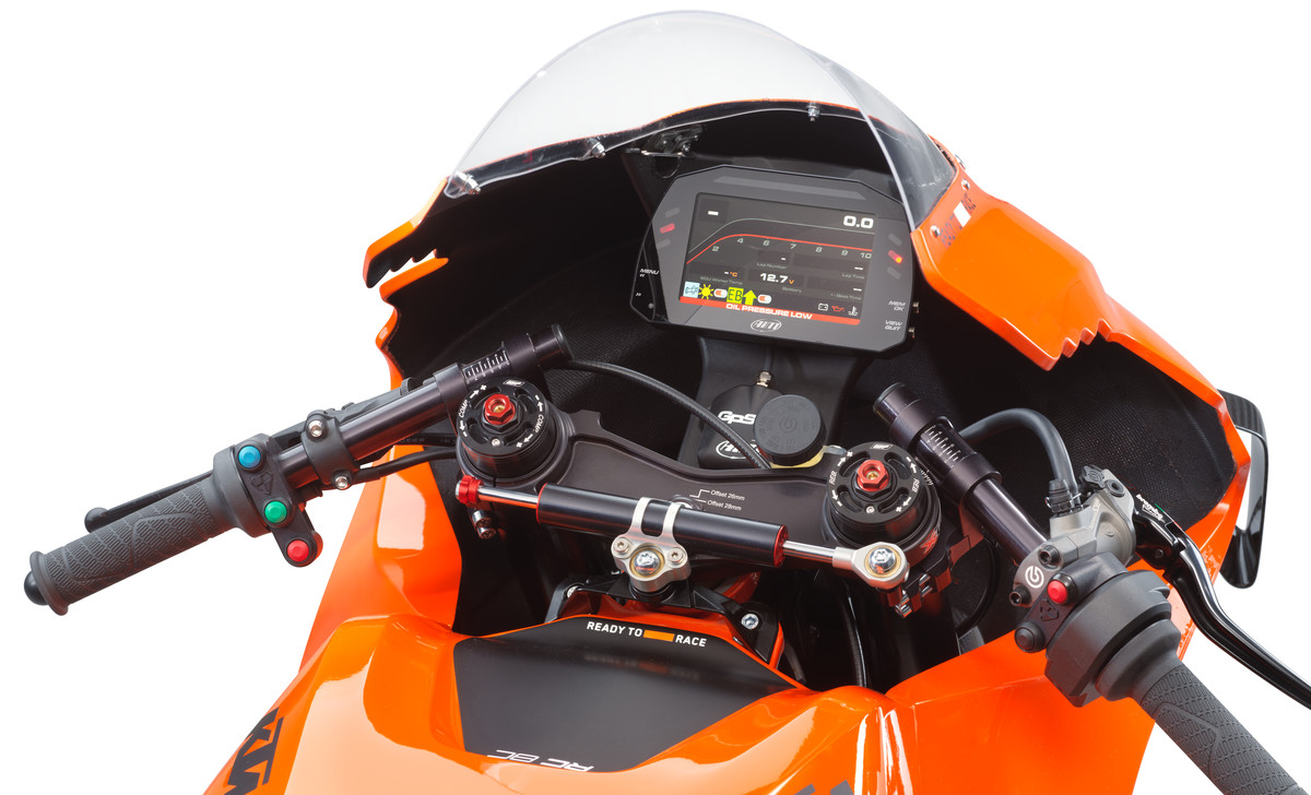 391218_RC 8C Cockpit_Handlebar_MY2022