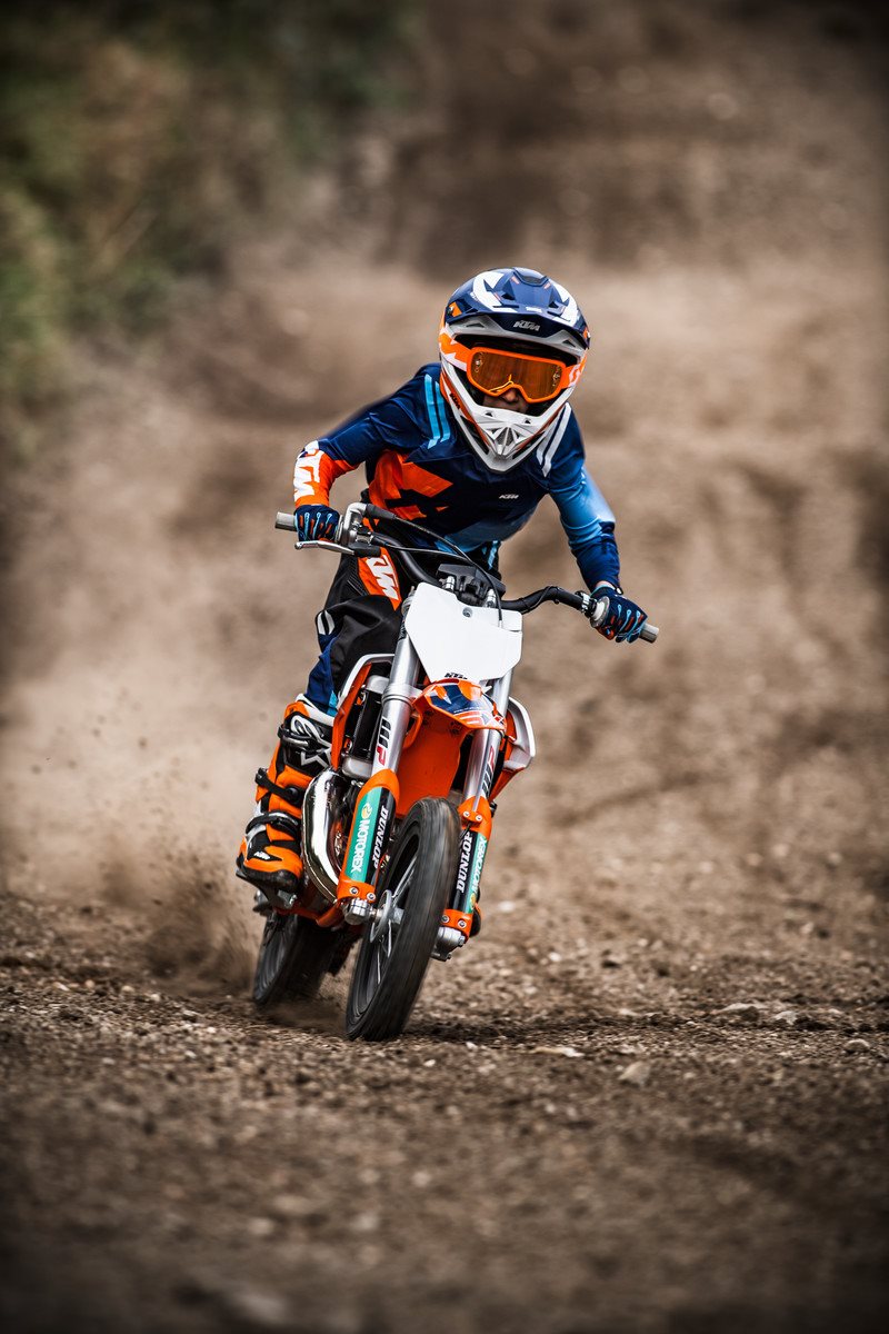 371592_MY22 KTM 50 SX FACTORY EDITION_ Action