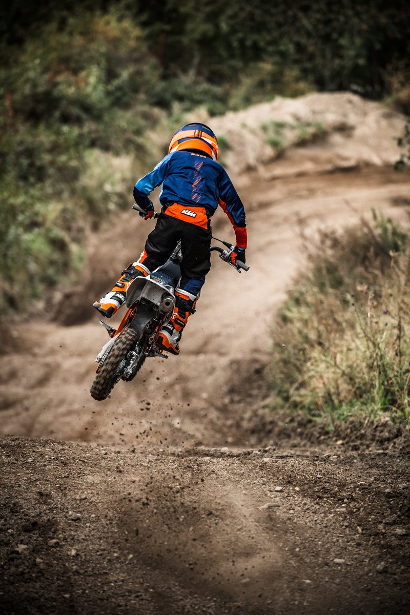 371595_MY22 KTM 50 SX FACTORY EDITION_ Action
