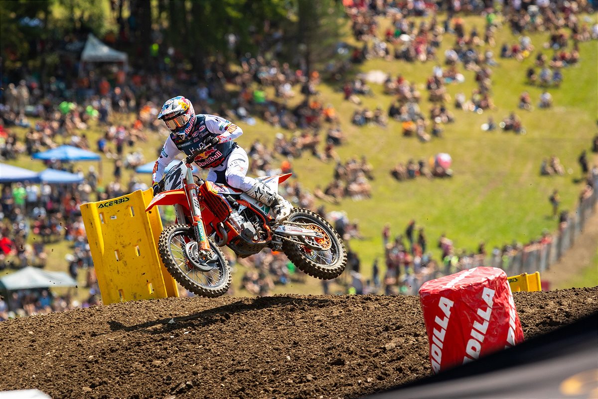 COOPER WEBB - ROUND 8 001