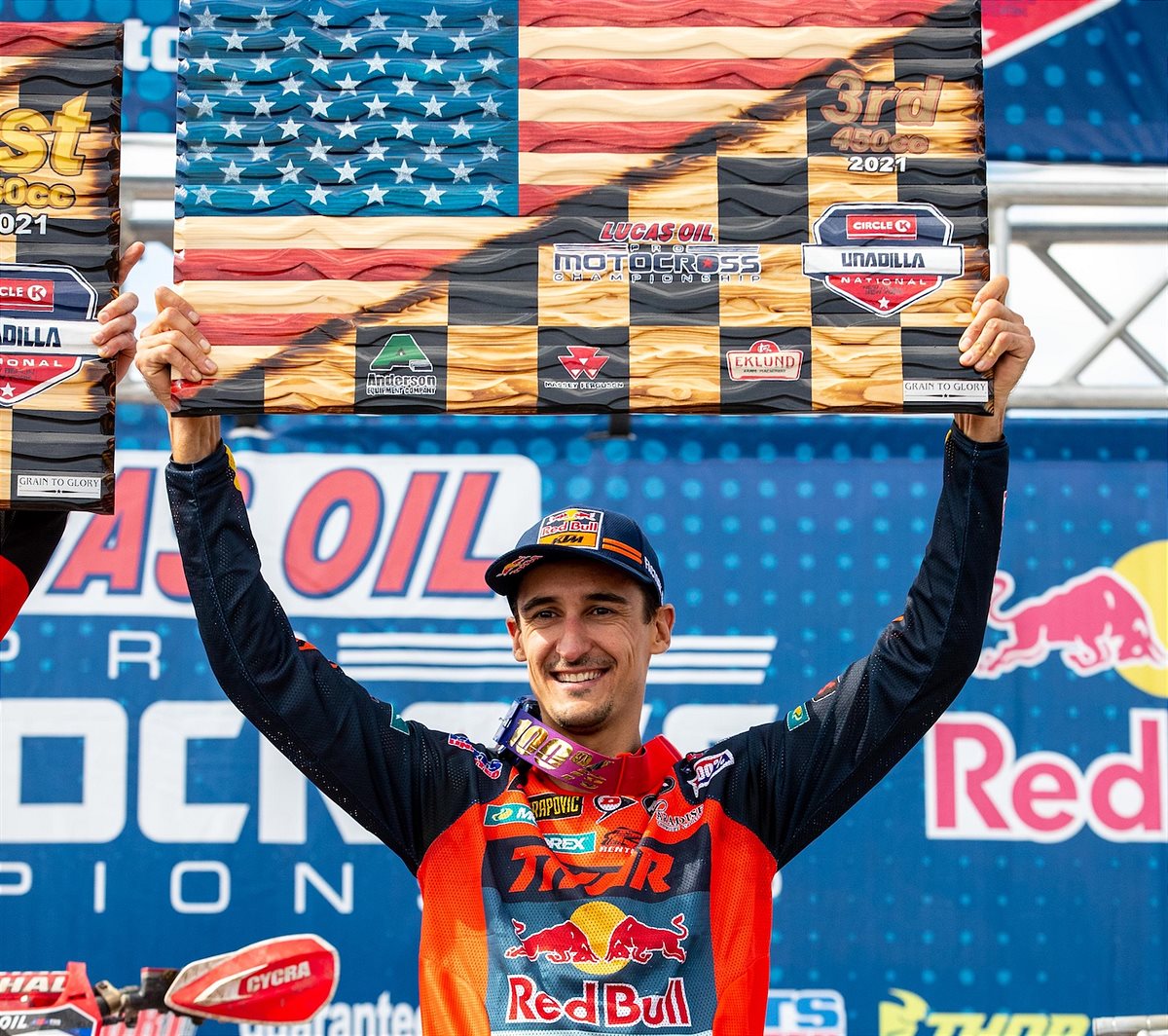 MARVIN MUSQUIN PODIUM - ROUND 8