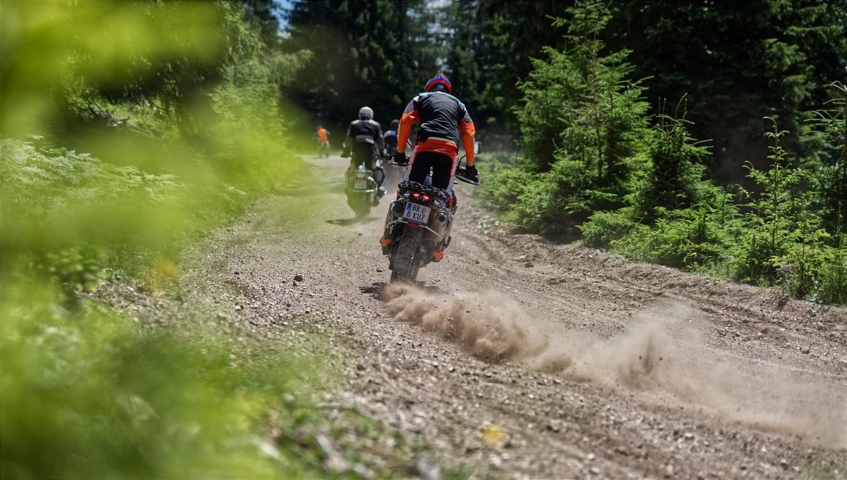 KTM ADVENTURE ACTION