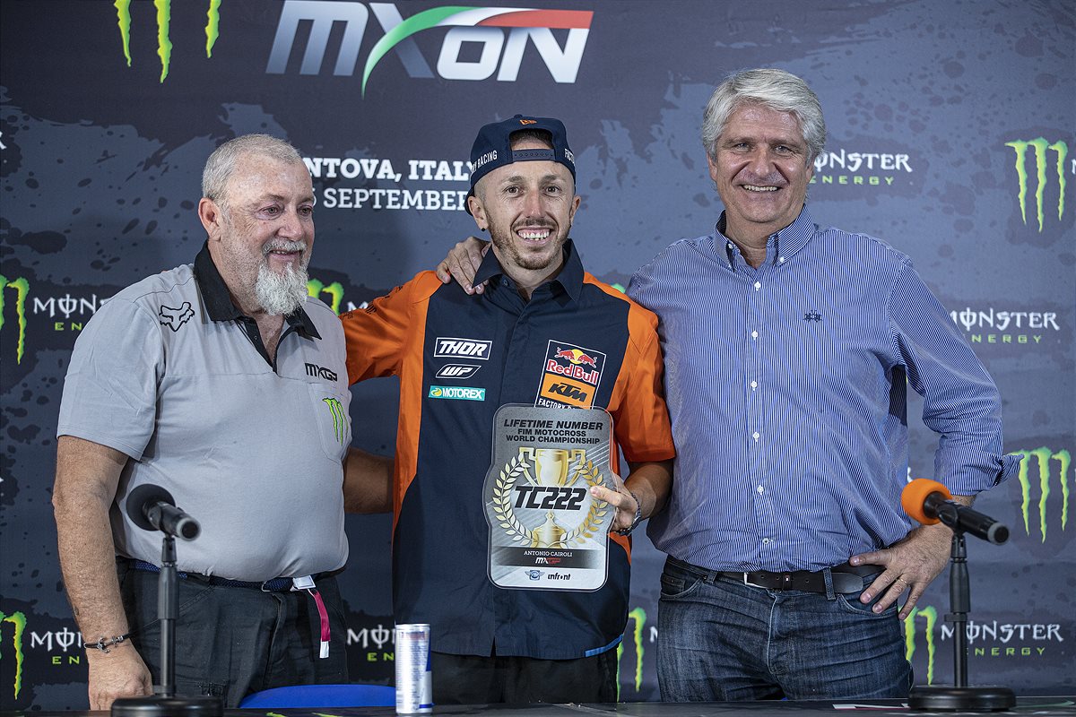 Tony Cairoli KTM 222 number retirement with Infronts Giuseppe Luongo & FIMs Jorge Viegas
