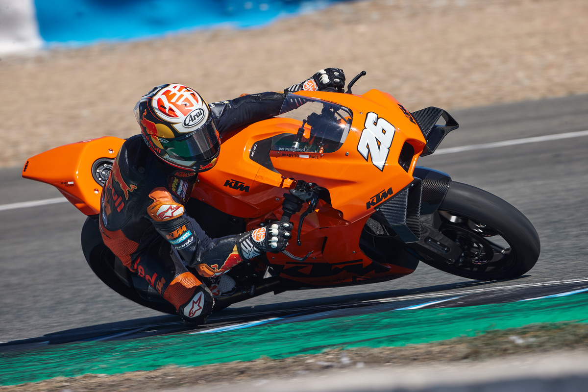 RC 8C Customer Event Jerez