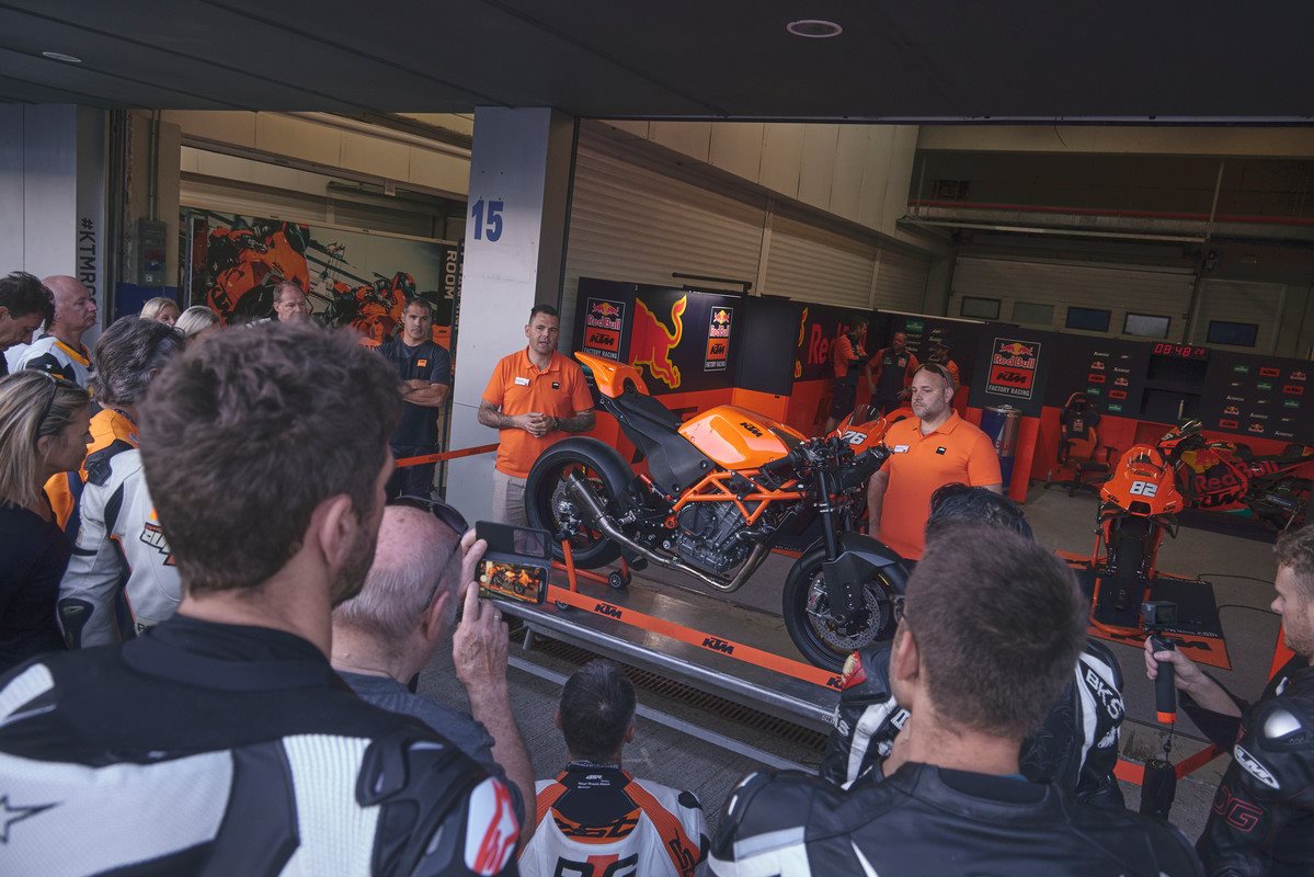 RC 8C Customer Event Jerez